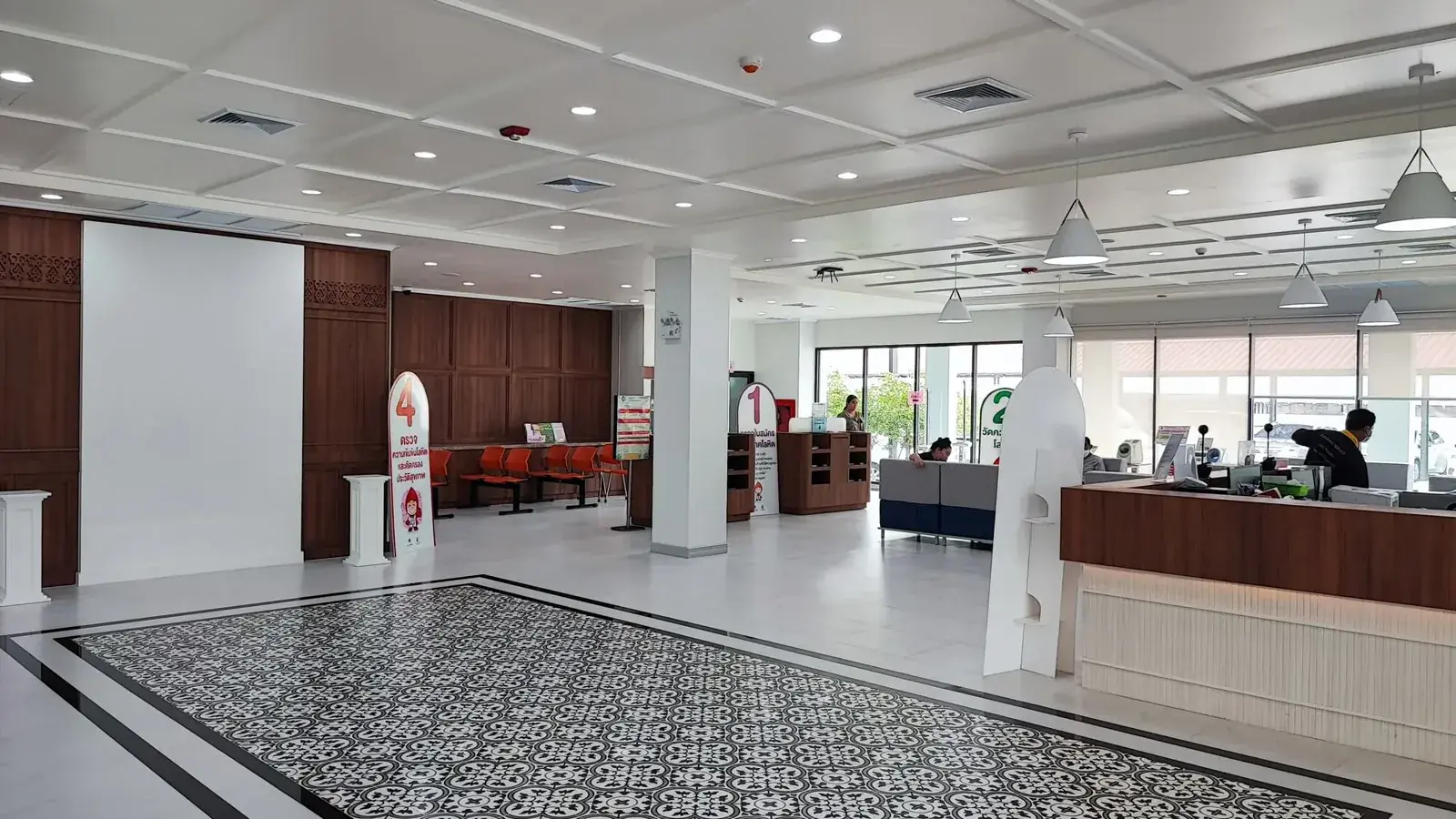 Red Cross Blood Bank Chiang Mai entrance